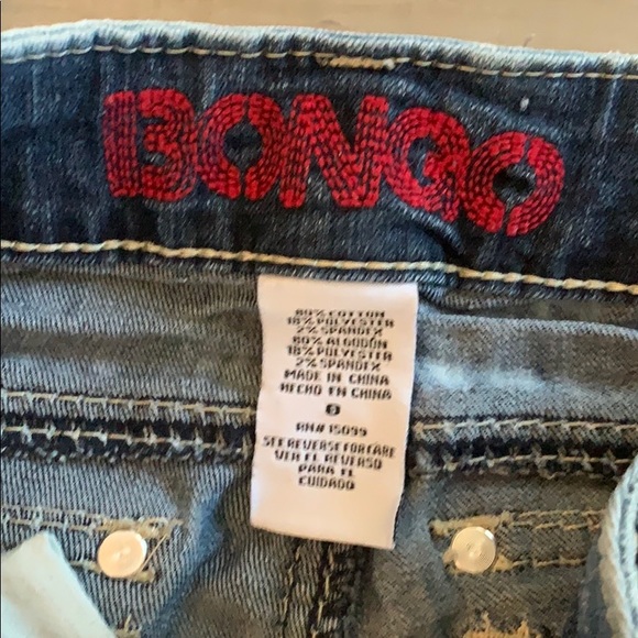 Destroyed jeans - Picture 3 of 4